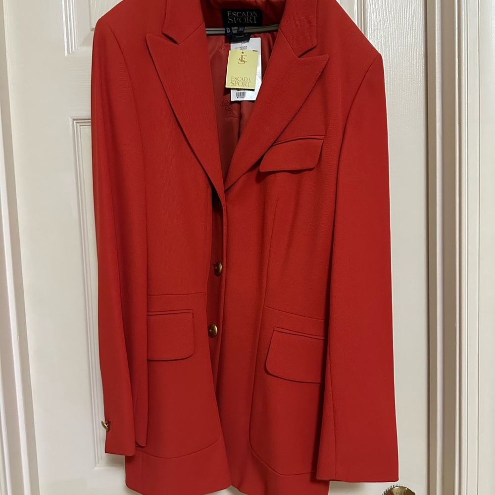 NWT VINTAGE ESCADA SPORT BLAZER